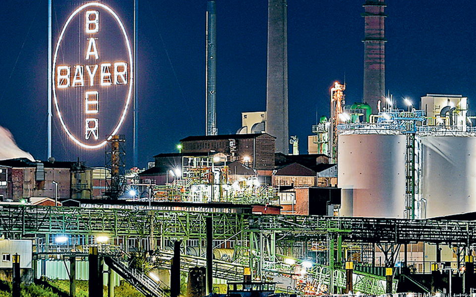 bayer-σχέδιο-για-εξοικονόμηση-δαπανών-15-δι-561099193