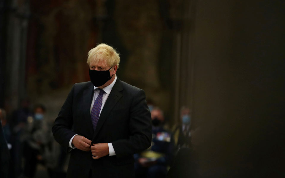 η-ντάουνινγκ-στριτ-διαψεύδει-ότι-ο-τζό-561086593