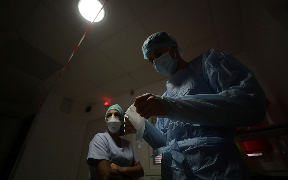 μάσκες-παντού-συστήνουν-οι-ειδικοί-561090778