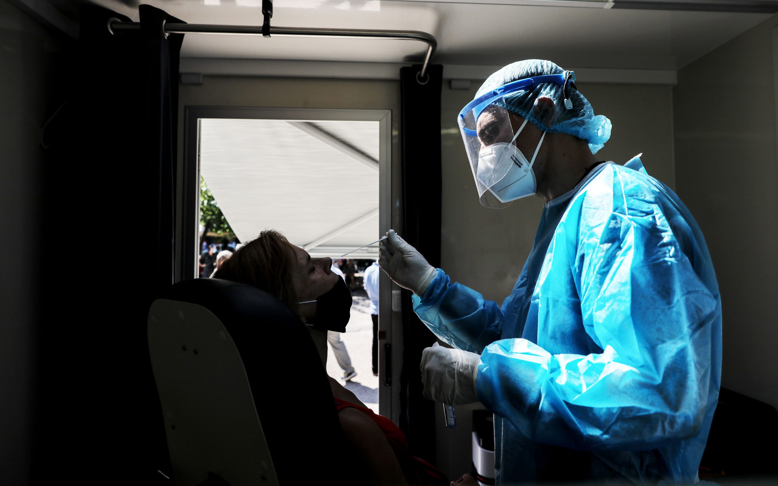 κορωνοϊός-354-νέα-κρούσματα-78-ασθενείς-σε-561098881