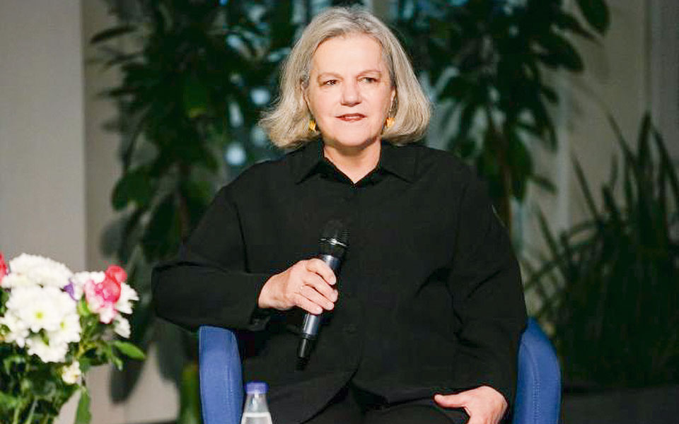 οι-κουκουβάγιες-της-αφροδίτης-λίτη-συ-2395129