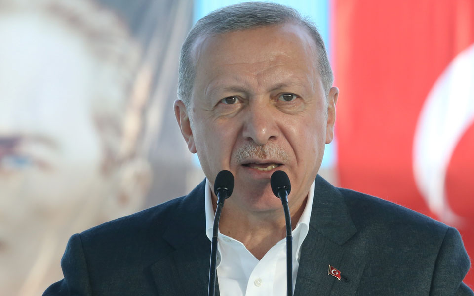 ερντογάν-να-αποσυρθεί-η-αρμενία-από-τα-561095650