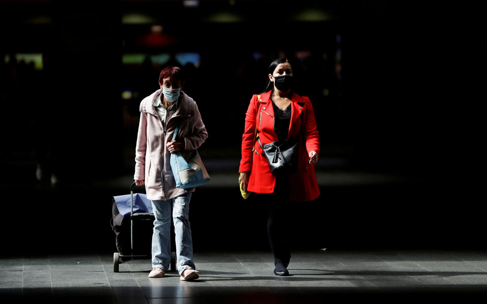 αμερικανοί-ειδικοί-η-μάσκα-λειτουργε-561071371