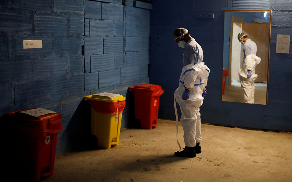 ινδία-κορωνοϊός-ξεπέρασαν-τα-πέντε-εκ-561080188