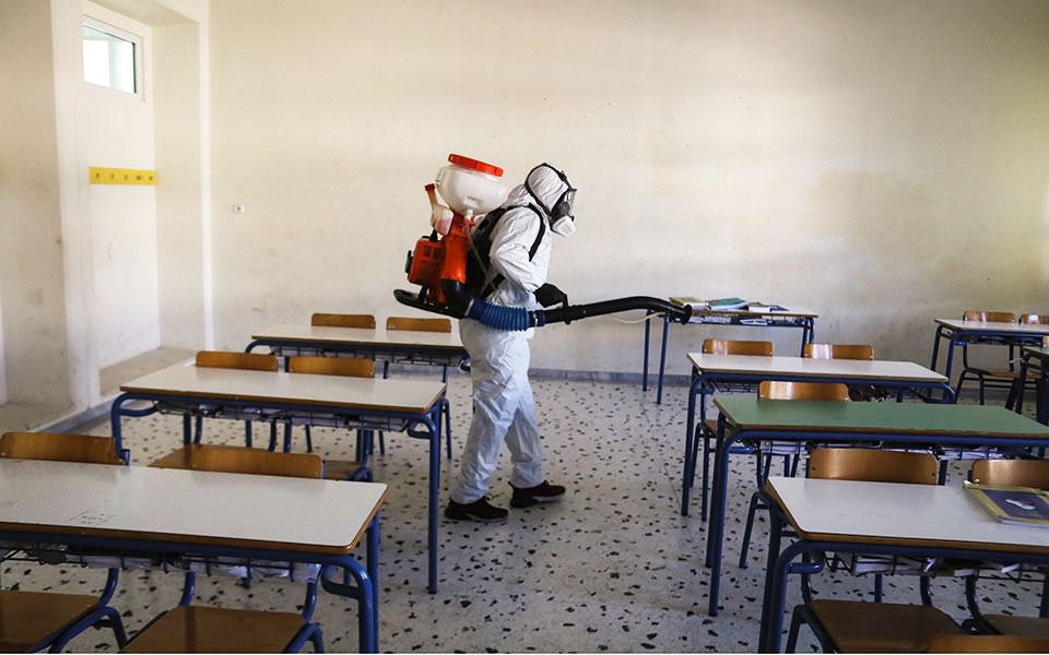 υπερπροσπάθεια-για-την-έγκαιρη-διανο-561075919