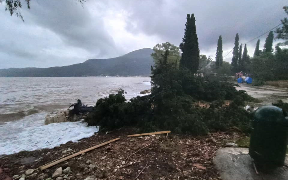 Κακοκαιρία «Ιανός» – Κρίσιμες οι επόμενες εννέα ώρες, ποιες περιοχές θα πληγούν-3