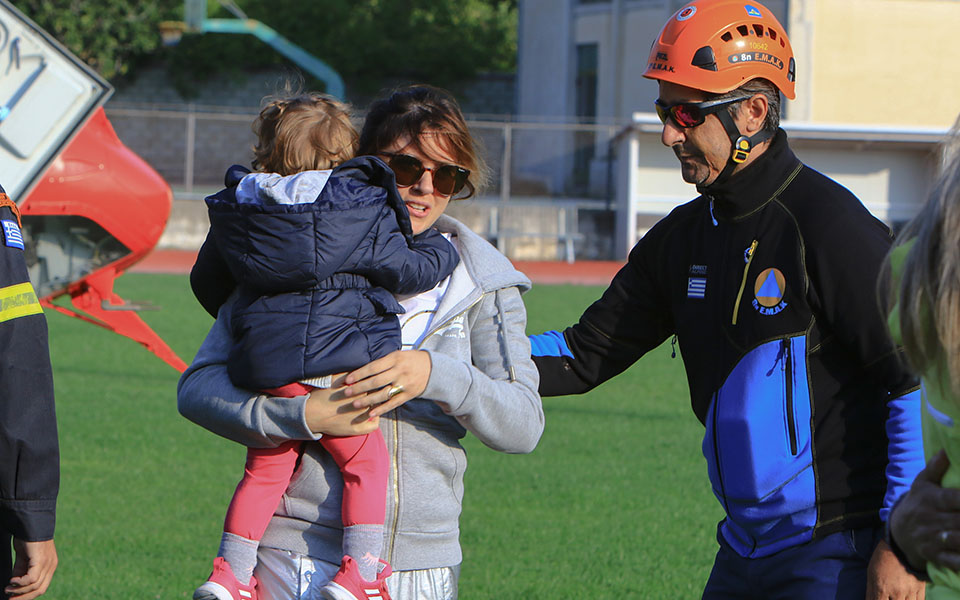 Καρδίτσα: Ολοκληρώθηκε ο απεγκλωβισμός 6 ατόμων στην Οξυά-1