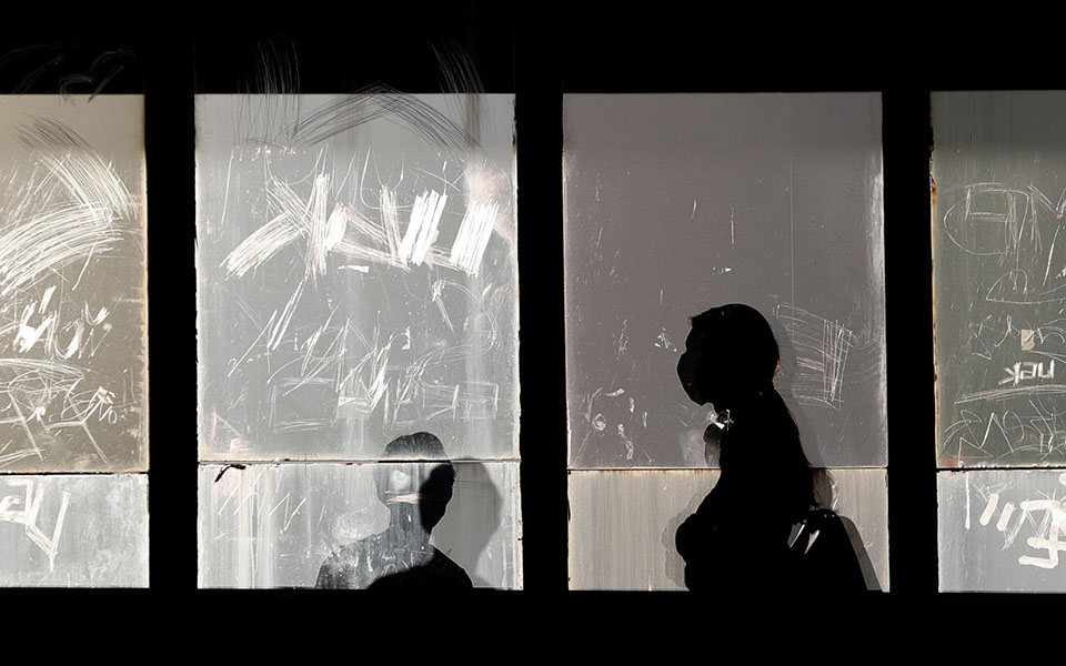 ένα-βήμα-πριν-από-το-κόκκινο-η-αττική-561087322