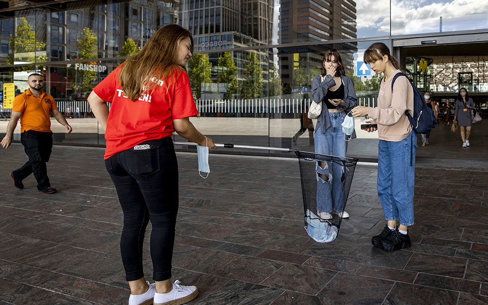 oλλανδία-νέο-ημερήσιο-ρεκόρ-κρουσμάτω-561091444