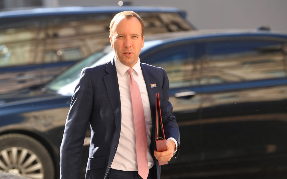 βρετανός-υπ-υγείας-οχι-απαραίτητα-οπι-561071584