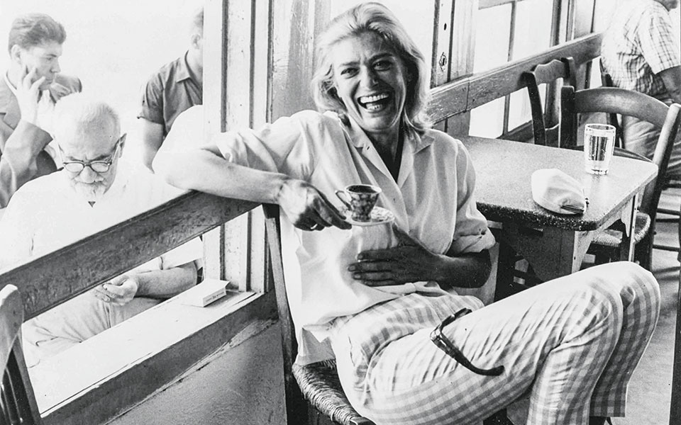 μελίνα-μια-αστή-αντάρτισσα-561084247