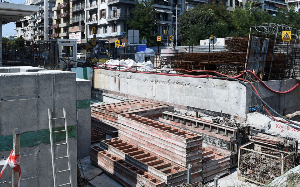 θεσσαλονίκη-νεκρός-μετά-από-πτώση-εργ-561072142