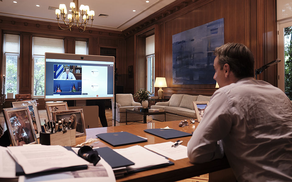 τηλεδιάσκεψη-μητσοτάκη-με-μέρκελ-και-561083557