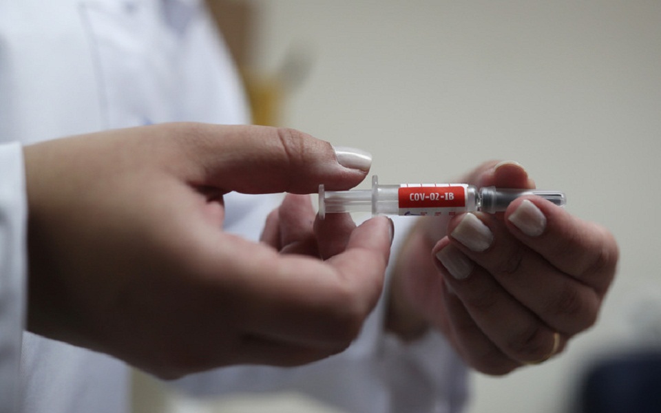 εμβολιάζοντας-20-30-του-πληθυσμού-επιστρ-561089659