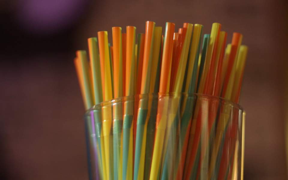 ελλάδα-χωρίς-πλαστικά-μίας-χρήσης-π-561090811