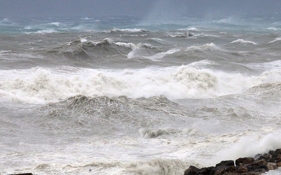 ιανός-κλειστά-σχολεία-στη-νότια-λευ-561083035