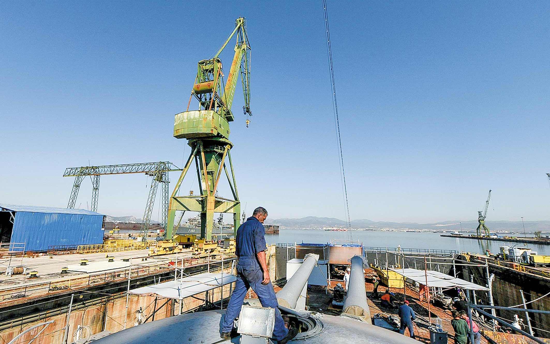 Το τελευταίο χαρτί της αμυντικής βιομηχανίας-1