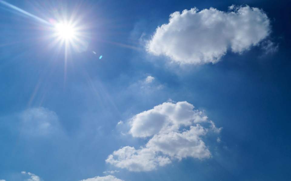 υψηλές-για-την-εποχή-οι-θερμοκρασίες-κ-561068806