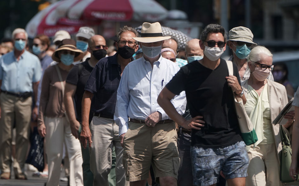 ηπα-πάνω-από-7-εκατ-τα-κρούσματα-κορωνο-561093550