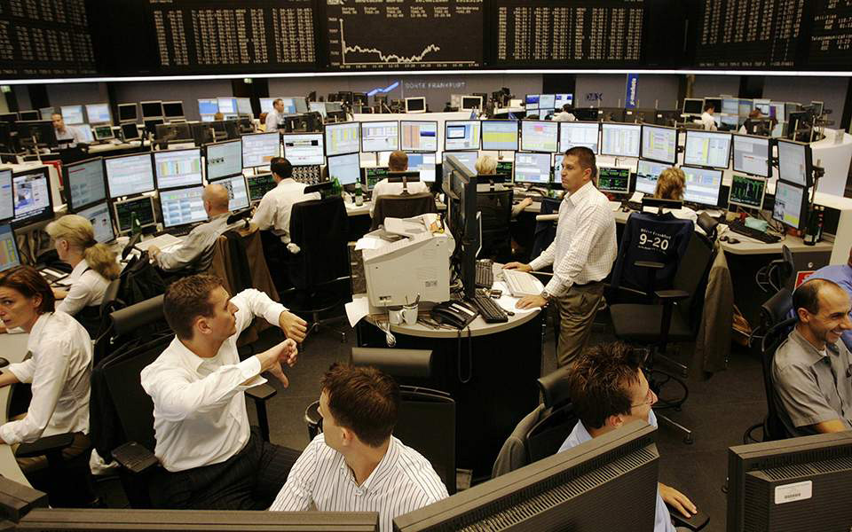 wall-street-οι-επενδυτές-εγκαταλείπουν-τις-τεχ-561065479