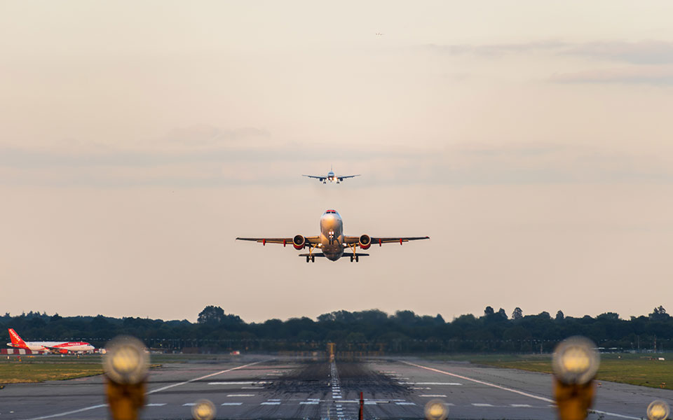 καραντίνα-στις-αφίξεις-από-έξι-ελληνι-561065548