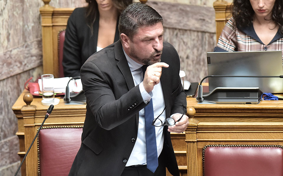 αντιπαράθεση-χαρδαλιά-ραγκούση-στη-561093031