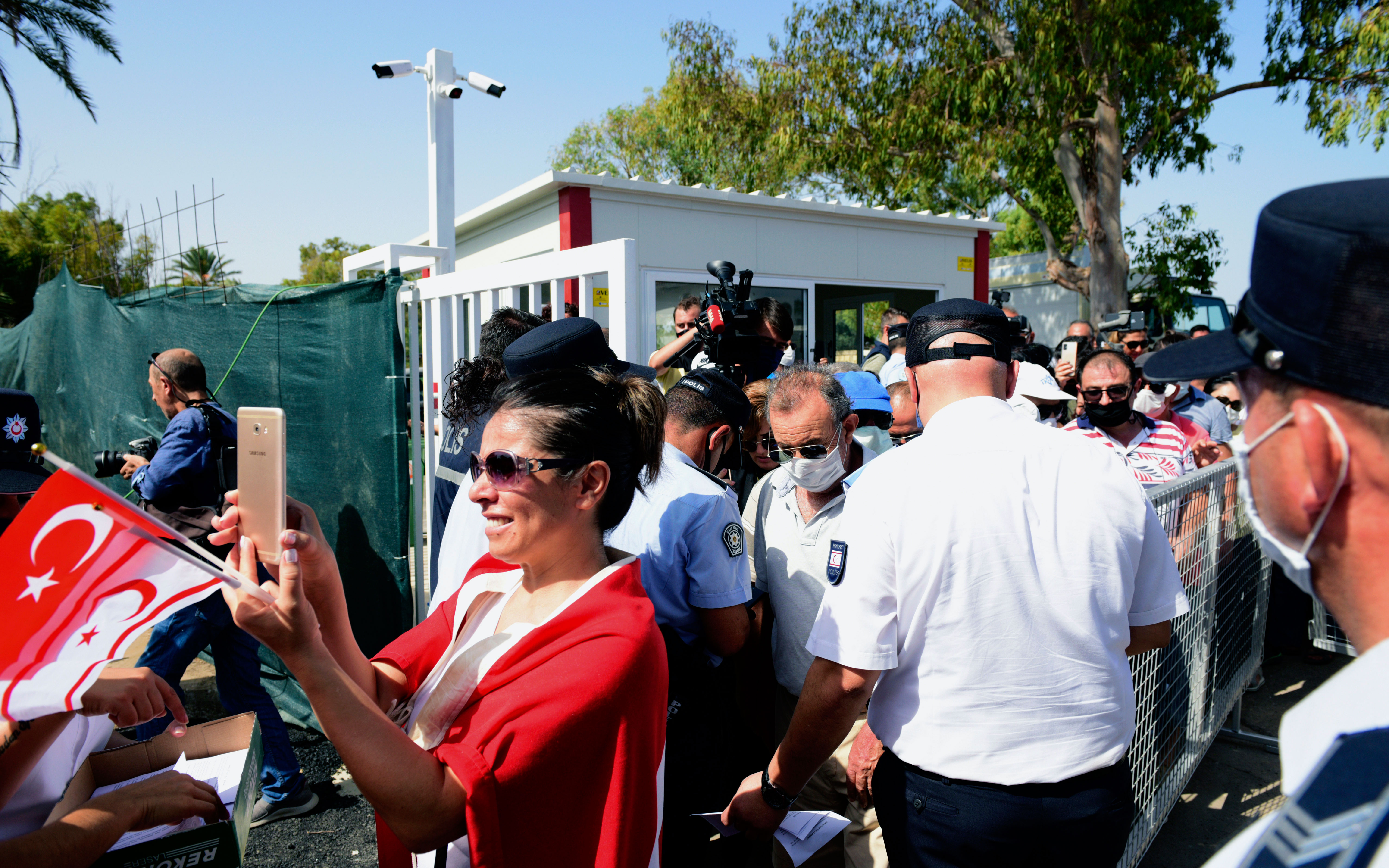 Τουρκική «φιέστα» στα Βαρώσια-3