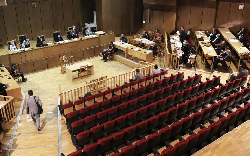 ασκηση-εφέσεων-για-χρυσή-αυγή-έρευνες-561132748