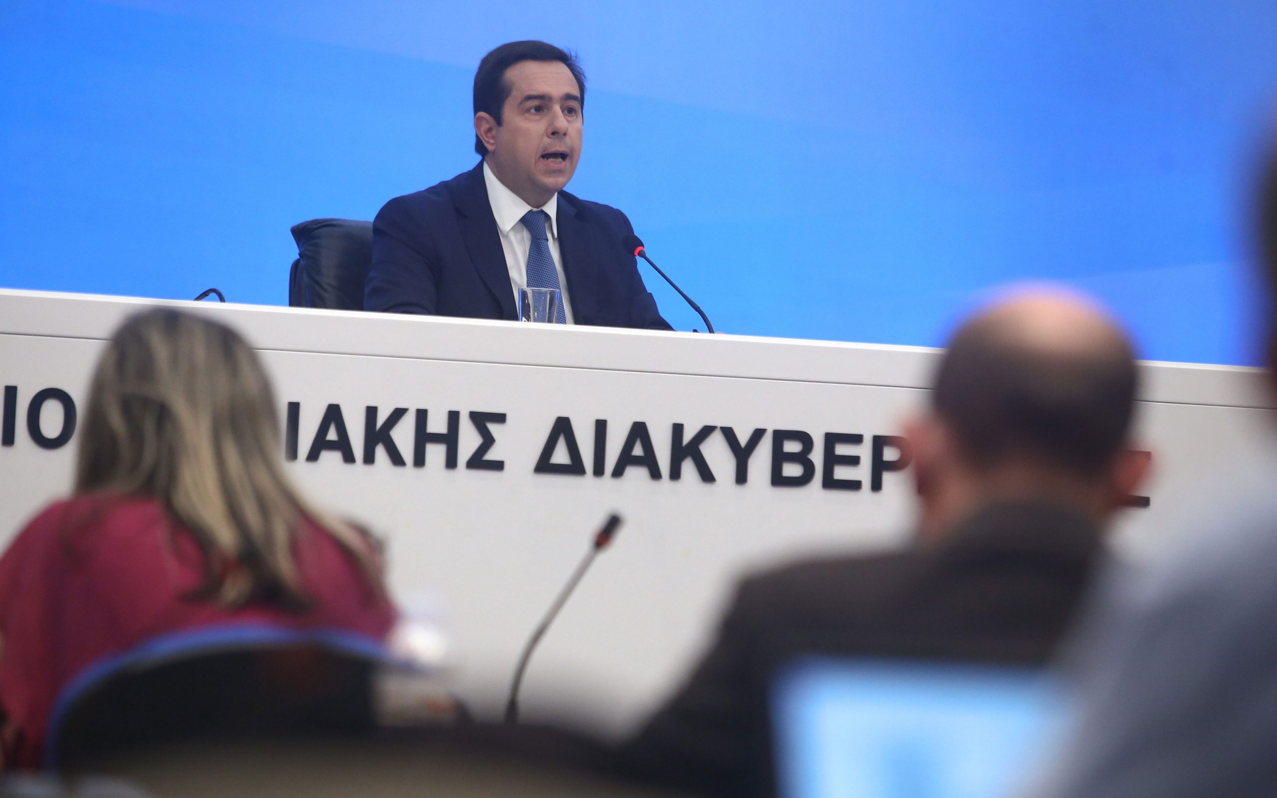 ν-μηταράκης-εντός-2020-σταματά-η-λειτουργ-561113479