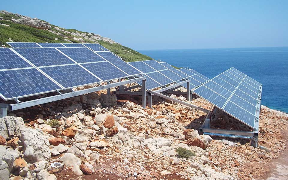 ανανεώσιμες-πηγές-τι-απαντούν-οι-φορε-561099619