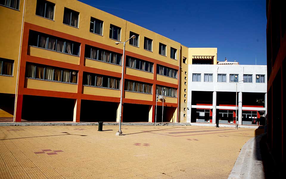 σε-24ωρη-απεργία-στις-15-10-καλεί-η-δοε-τους-δ-561112513