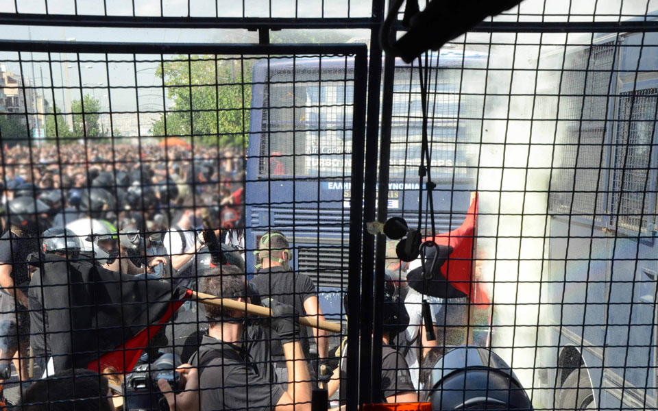 ΓΑΔΑ: Απάντηση για τα χθεσινά επεισόδια με νέες φωτογραφίες-3