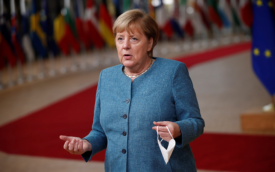 τη-διπλωματική-οδό-δείχνει-η-μέρκελ-γι-561100483