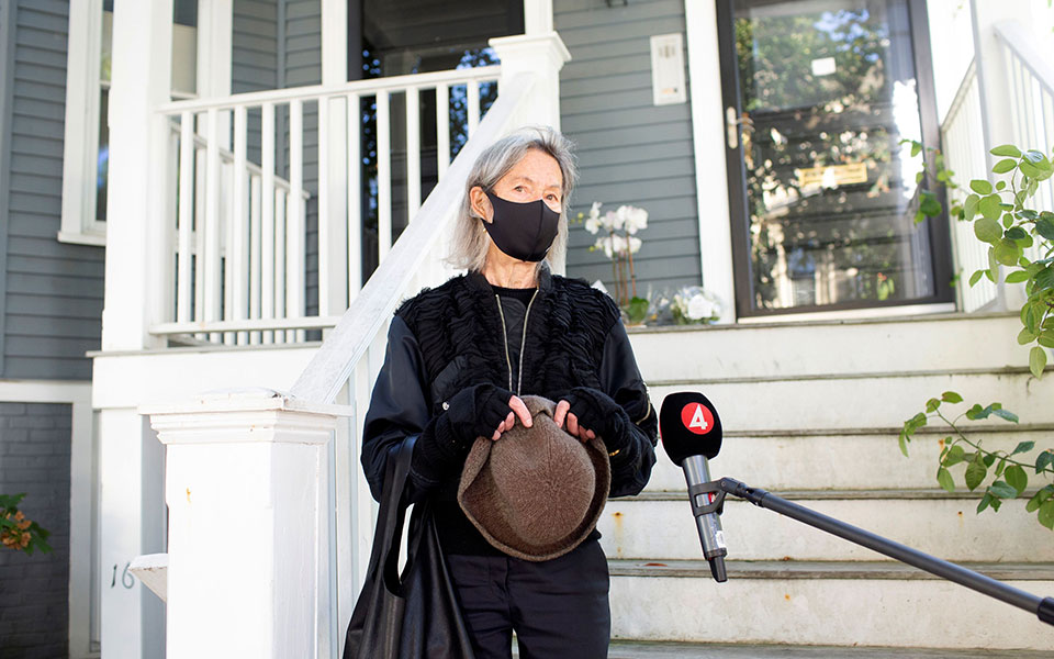 Λουίζ… τι;-2