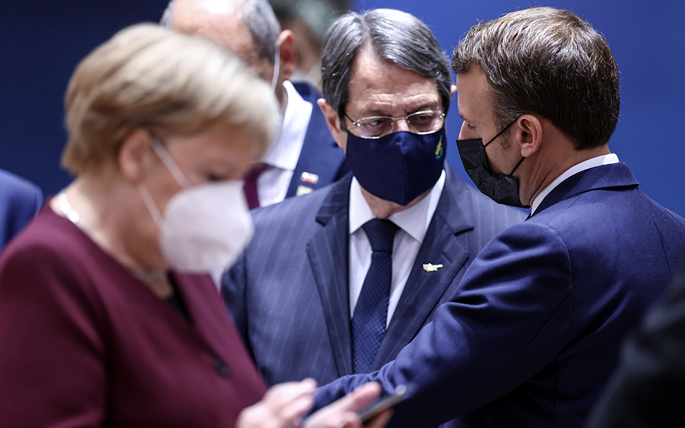 ε-ε-για-τουρκία-καταδικάζει-τηρώντας-σ-561120118