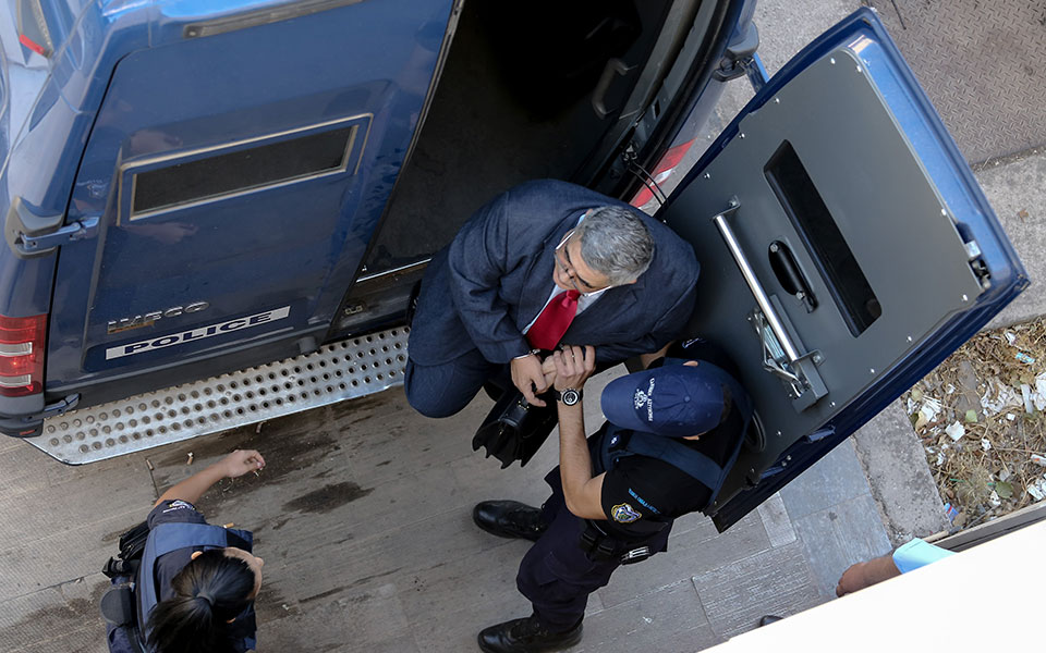 σε-επιφυλακή-η-ελ-ασ-ενόψει-ποινών-και-561108163