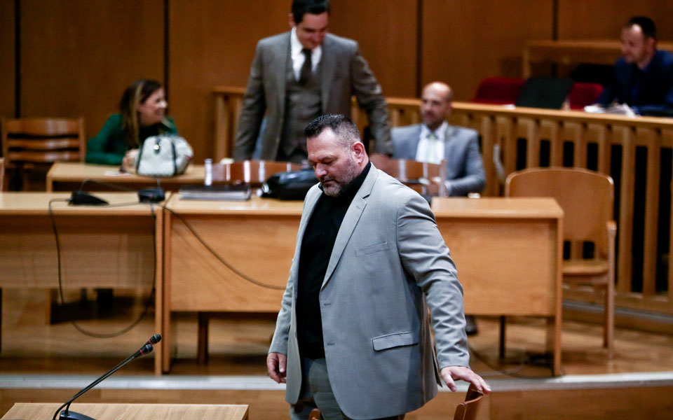 γ-λαγός-τη-δευτέρα-θα-είμαι-στο-δικαστ-561110695