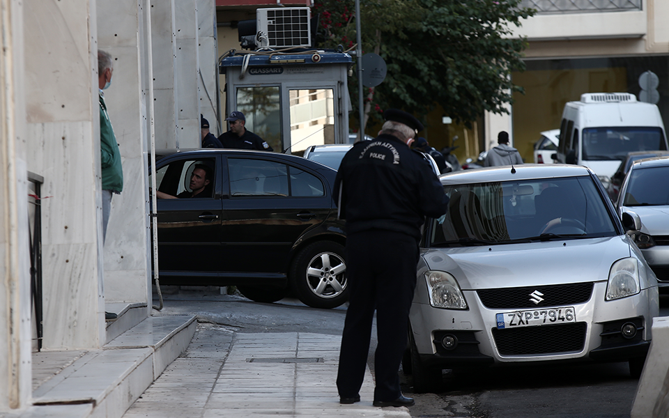 στη-γαδα-κασιδιάρης-γερμενής-ηλιόπου-561127789