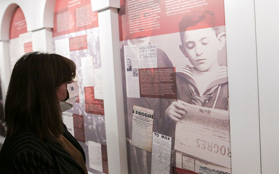 η-πρόεδρος-της-δημοκρατίας-στο-εβραϊκ-561134035