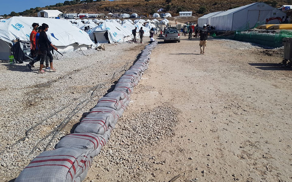 Πυρετώδεις εργασίες στο Καρά Τεπέ-3