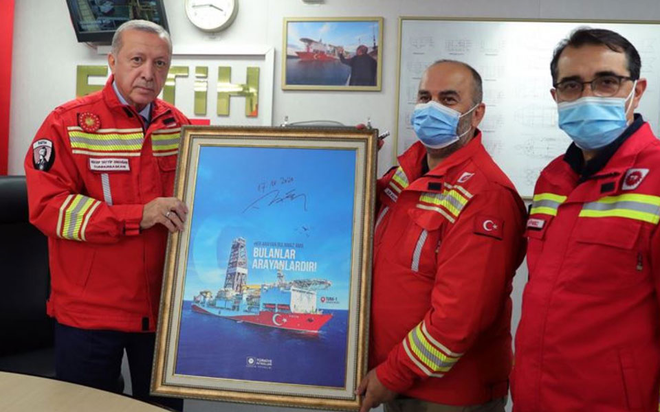 πυρά-ερντογάν-κατά-βρυξελλών-561121417