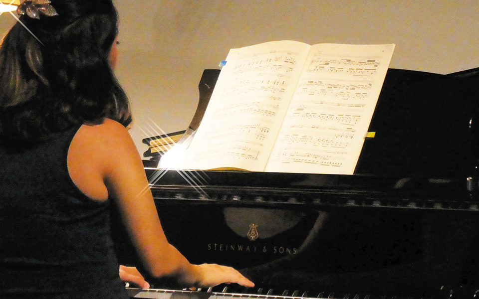 ερχονται-οι-ψηφιακές-νύχτες-κλασική-561099625