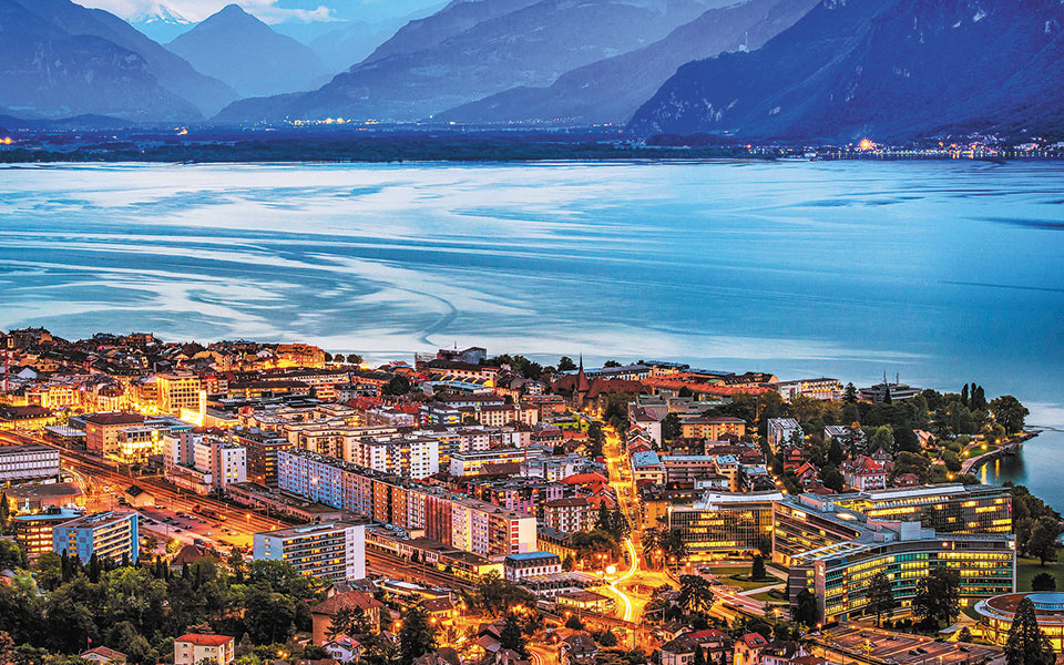 υψηλότερος-διεθνώς-ο-κατώτατος-μισθό-561102841