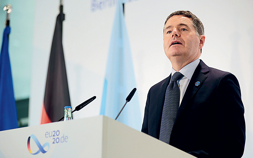 εύσημα-από-eurogroup-για-την-οικονομική-πολιτ-561105400