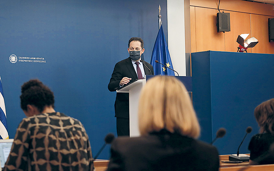 ιός-και-ελληνοτουρκικά-ψηλά-στην-ατζέ-561105292