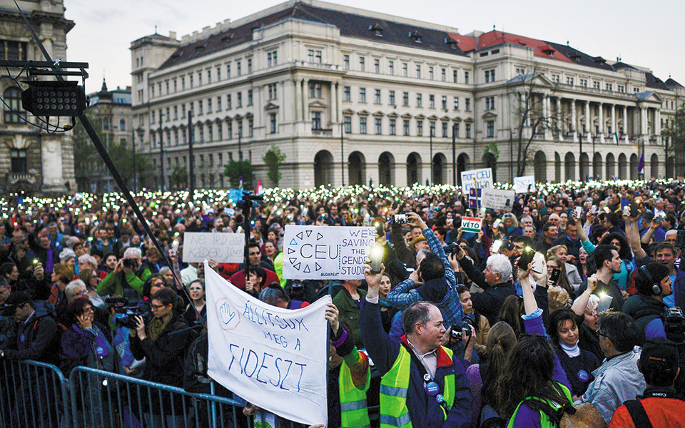 απόφαση-κόλαφος-κατά-του-νόμου-ορμπαν-561107092