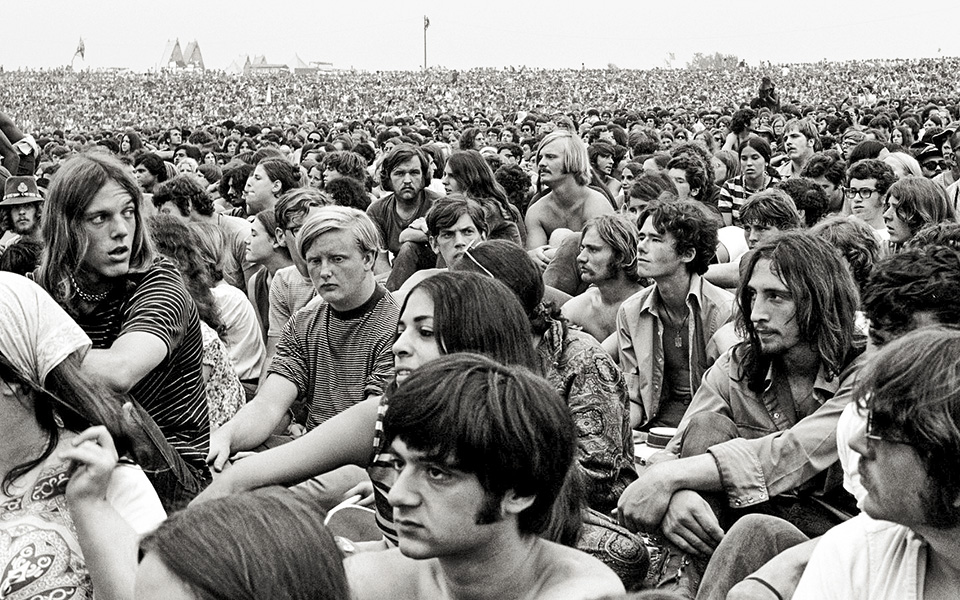 μπόουι-ιγκι-από-το-ertflix-στον-kosmos-561107053