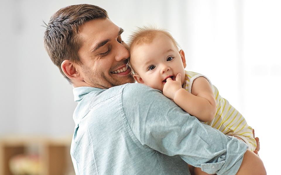 αδεια-και-στους-πατέρες-για-δύο-μήνες-ό-561108517