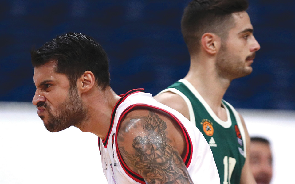 μεγάλη-μάχη-του-ολυμπιακού-με-μακάμπι-561118849