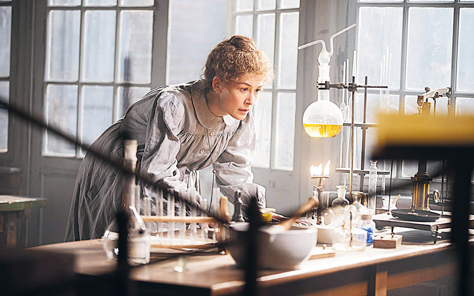 η-μοναξιά-της-δημιουργικής-γυναίκας-561130597